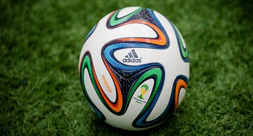 أديداس تطلق استاداً افتراضياً لعشاق كرة القدم